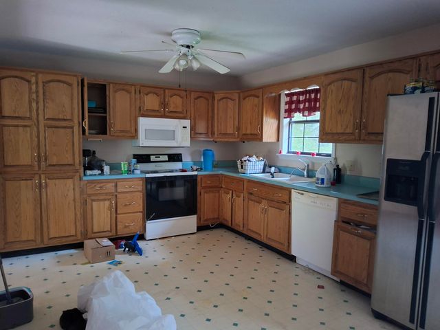 834 Crestridge Drive, Rossville, GA 30741