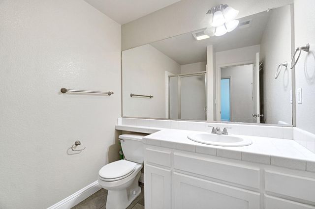 5883 N Leafwood Avenue, Fresno, CA 93723