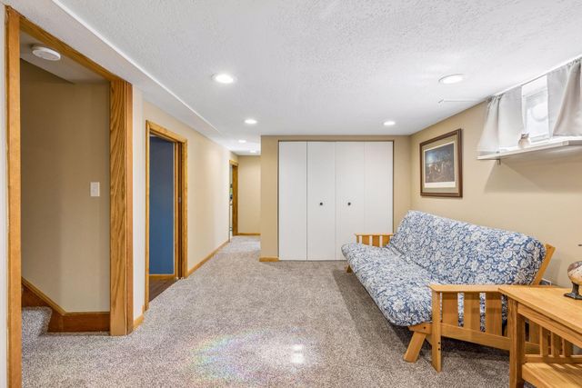 6232 Birchwood Road, Woodbury, MN 55125