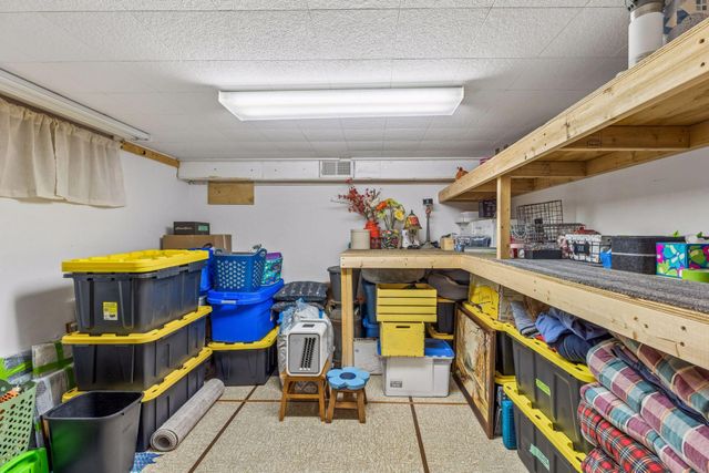 6232 Birchwood Road, Woodbury, MN 55125