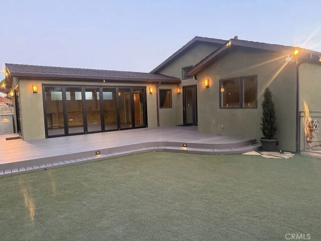 2746 N Kenneth Road North, Burbank, CA 91504