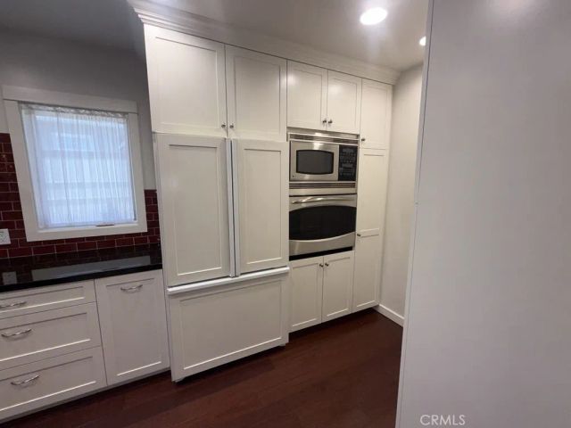 2746 N Kenneth Road North, Burbank, CA 91504