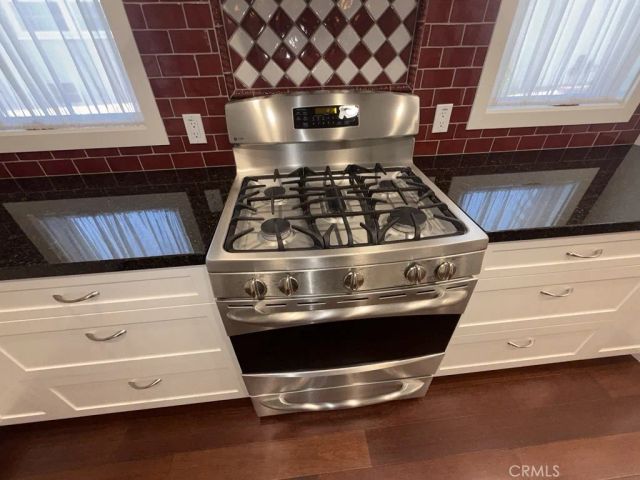 2746 N Kenneth Road North, Burbank, CA 91504