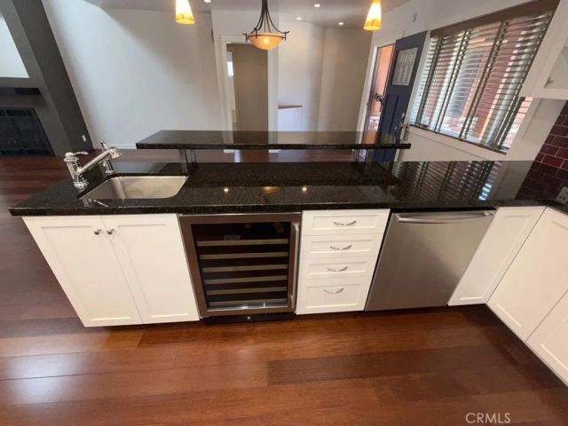 2746 N Kenneth Road North, Burbank, CA 91504