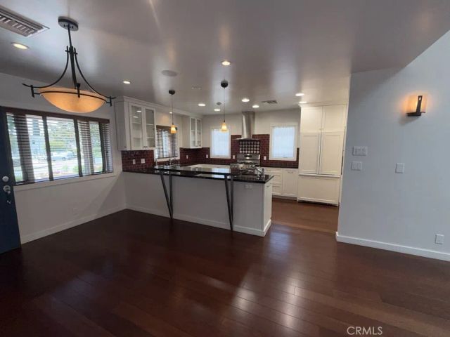 2746 N Kenneth Road North, Burbank, CA 91504