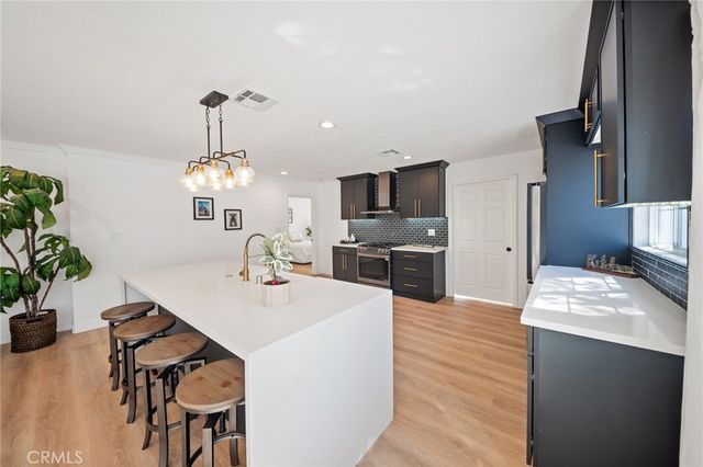 916 N Oxford, Los Angeles, CA 90029