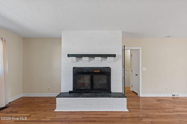 1010 Bion Butler Road, Aberdeen, NC 28315