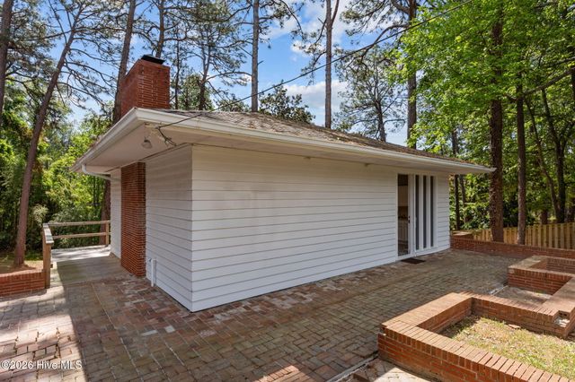 1010 Bion Butler Road, Aberdeen, NC 28315