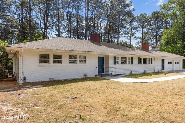 1010 Bion Butler Road, Aberdeen, NC 28315