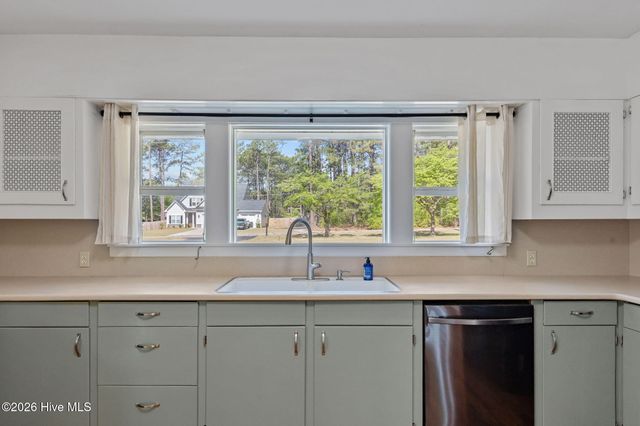 1010 Bion Butler Road, Aberdeen, NC 28315