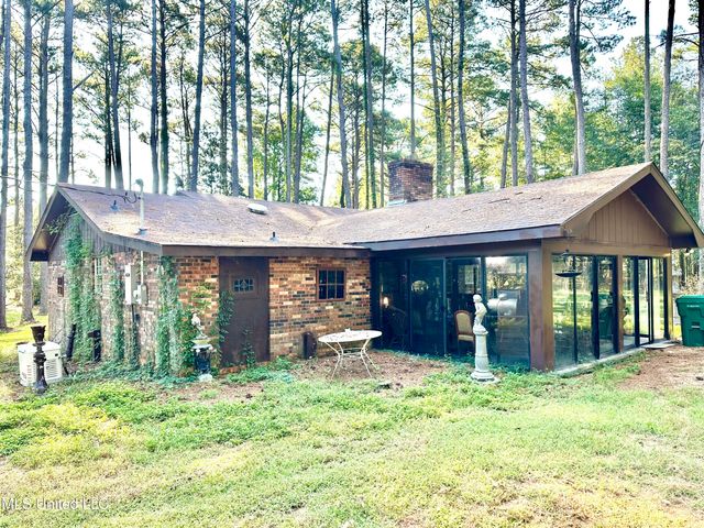 621 NE Felder Lane, Brookhaven, MS 39601