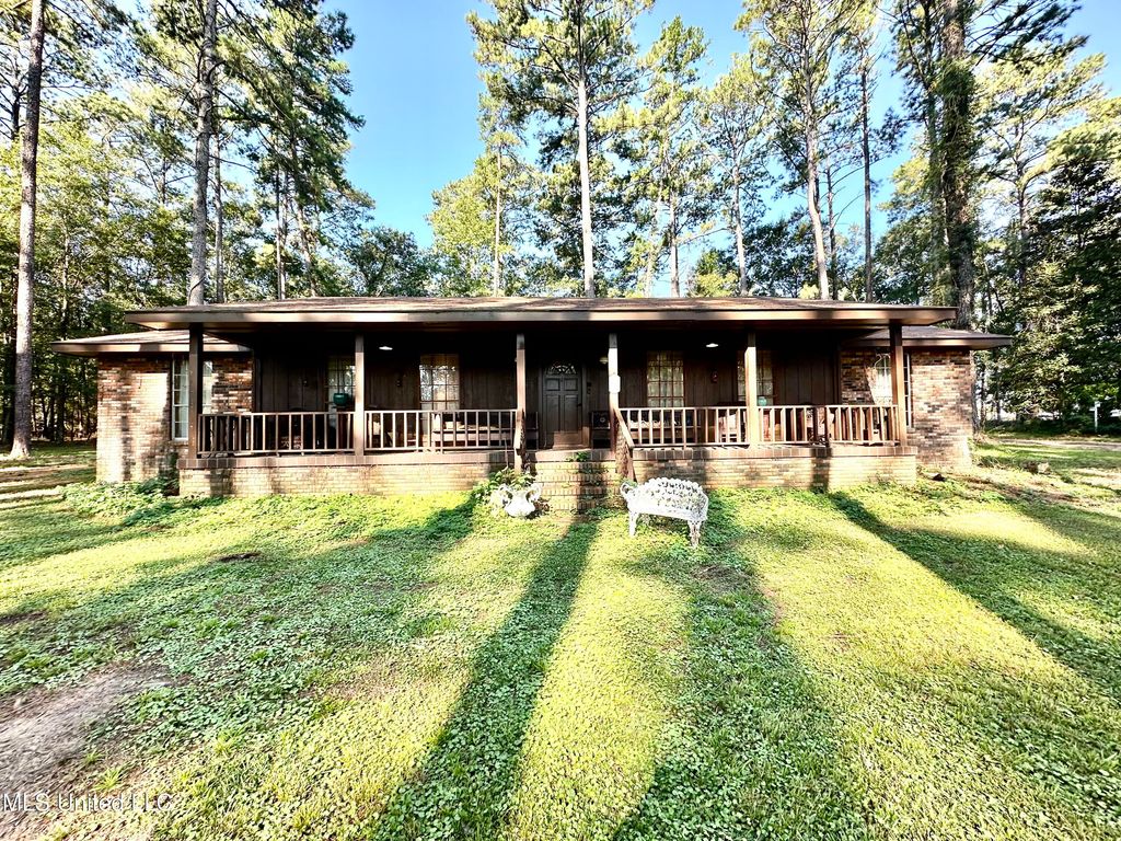 621 NE Felder Lane, Brookhaven, MS 39601