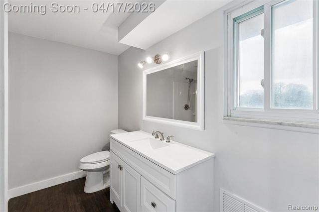 337 Bella Vista Drive, Grand Blanc, MI 48439