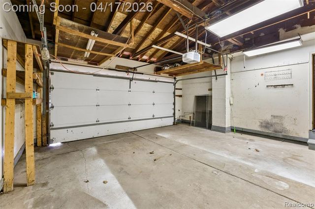 337 Bella Vista Drive, Grand Blanc, MI 48439