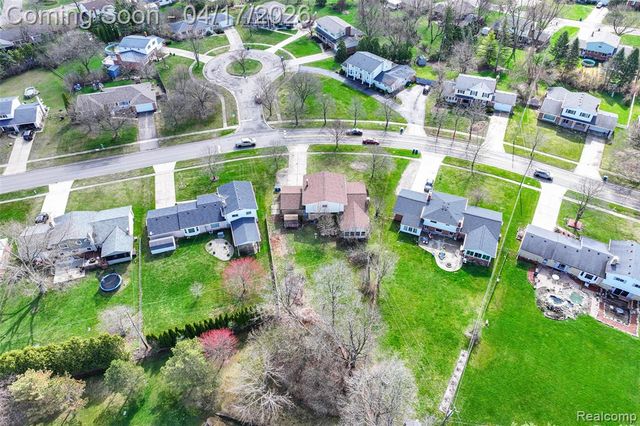337 Bella Vista Drive, Grand Blanc, MI 48439