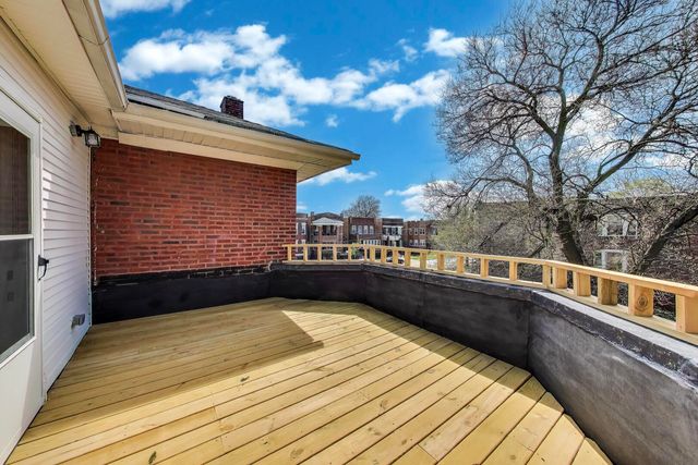 7026 S Vernon Avenue, Chicago, IL 60637
