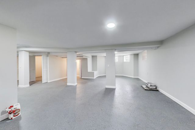 7026 S Vernon Avenue, Chicago, IL 60637
