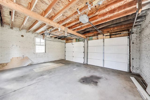 7026 S Vernon Avenue, Chicago, IL 60637