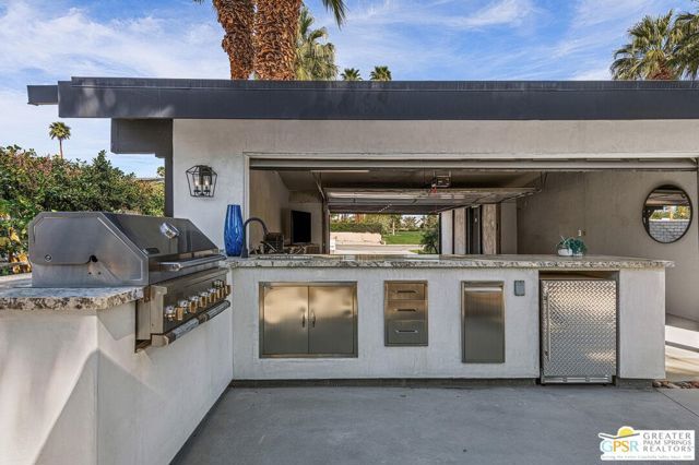 5155 E Bobolink Lane, Palm Springs, CA 92264
