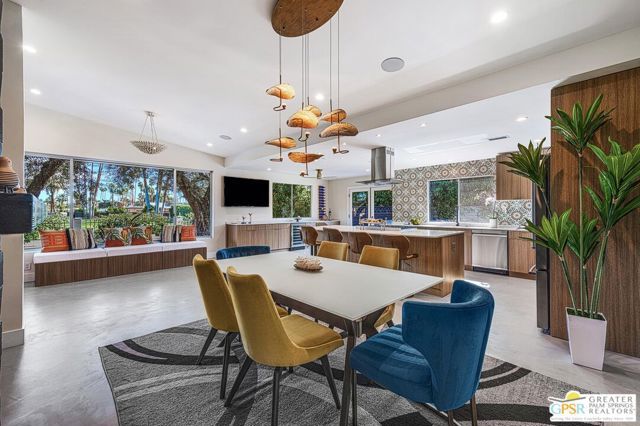 5155 E Bobolink Lane, Palm Springs, CA 92264