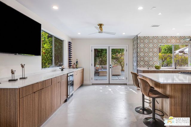 5155 E Bobolink Lane, Palm Springs, CA 92264