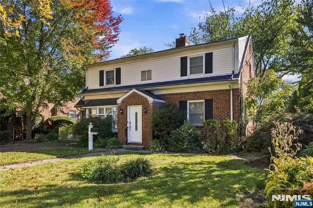 589 Albin Street, Teaneck, NJ 07666