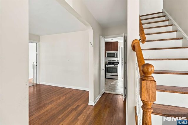 589 Albin Street, Teaneck, NJ 07666