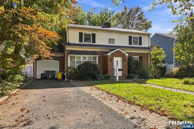 589 Albin Street, Teaneck, NJ 07666