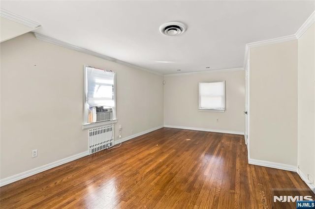 589 Albin Street, Teaneck, NJ 07666