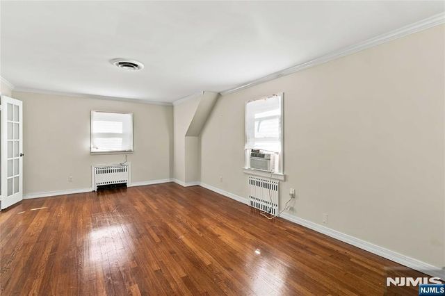 589 Albin Street, Teaneck, NJ 07666