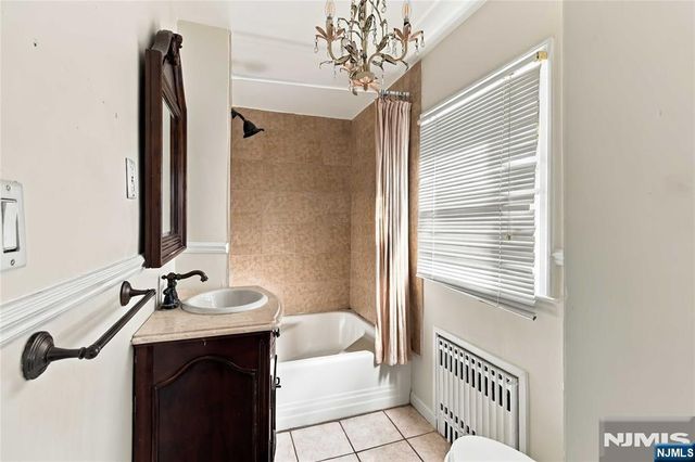 589 Albin Street, Teaneck, NJ 07666