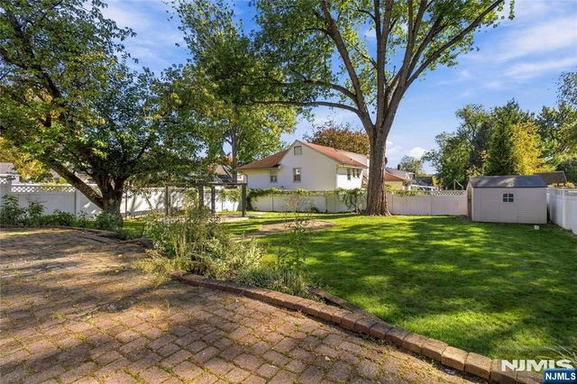 589 Albin Street, Teaneck, NJ 07666