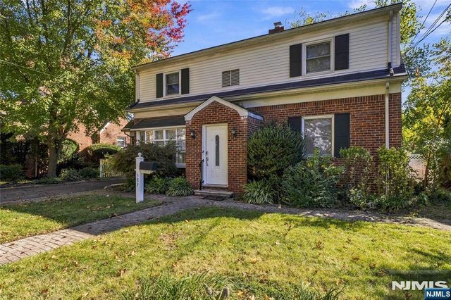 589 Albin Street, Teaneck, NJ 07666