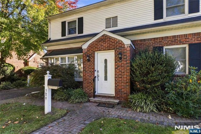 589 Albin Street, Teaneck, NJ 07666