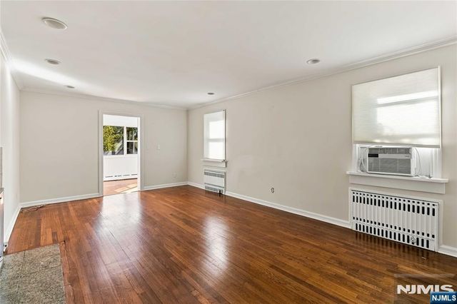 589 Albin Street, Teaneck, NJ 07666
