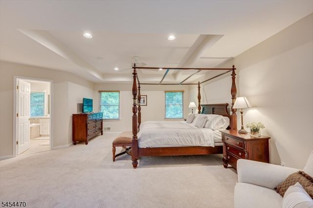 2 Jupiter Hills Ct, Montgomery Twp., NJ 08558