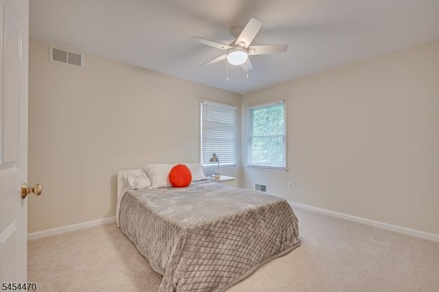 2 Jupiter Hills Ct, Montgomery Twp., NJ 08558