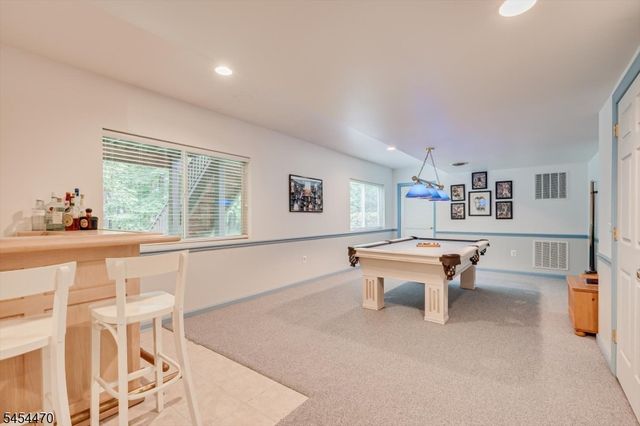 2 Jupiter Hills Ct, Montgomery Twp., NJ 08558
