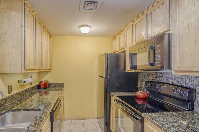 800 N Pearl Street 403, Denver, CO 80203