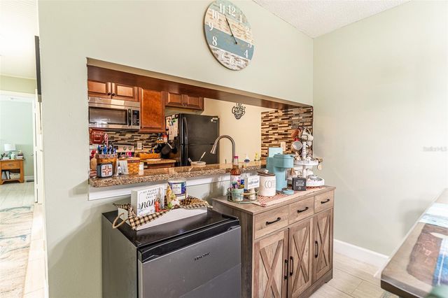 3784 59TH AVENUE W 3784, Bradenton, FL 34210