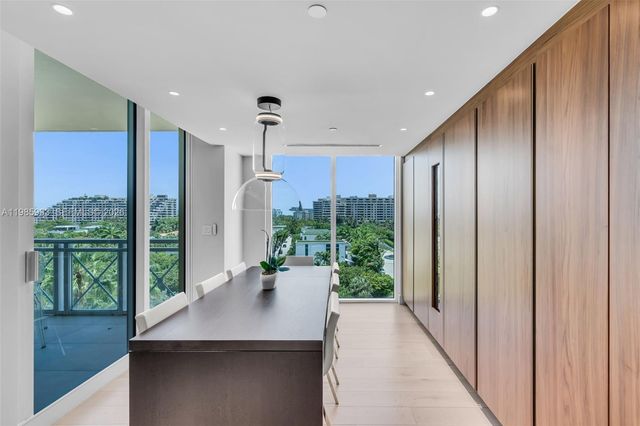 430 Grand Bay Dr 608, Key Biscayne, FL 33149