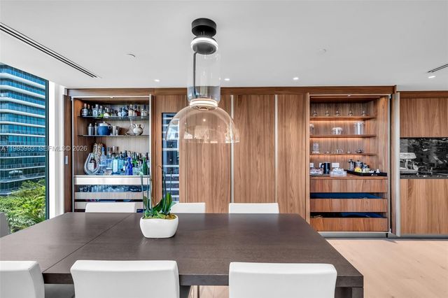 430 Grand Bay Dr 608, Key Biscayne, FL 33149