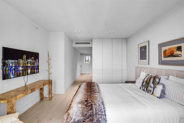 430 Grand Bay Dr 608, Key Biscayne, FL 33149