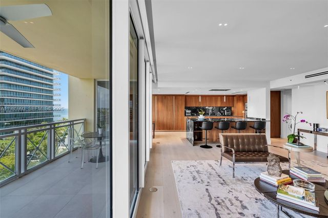 430 Grand Bay Dr 608, Key Biscayne, FL 33149