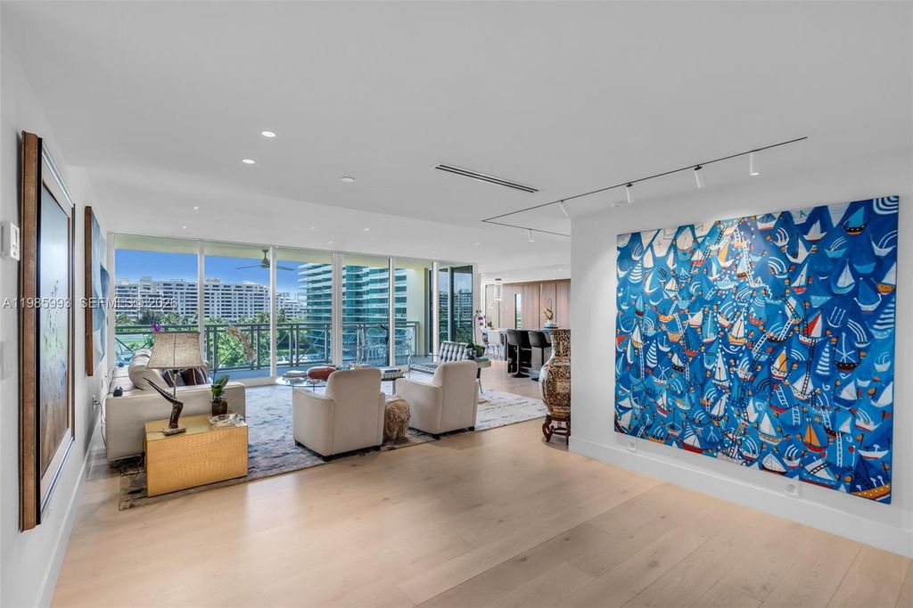 430 Grand Bay Dr 608, Key Biscayne, FL 33149