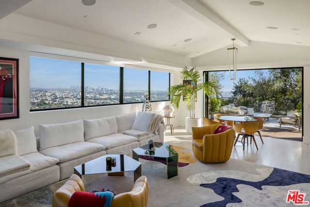 8080 Laurel View Drive, Los Angeles, CA 90069