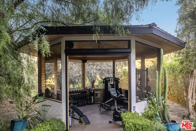 8080 Laurel View Drive, Los Angeles, CA 90069