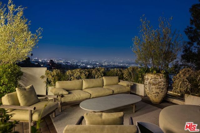 8080 Laurel View Drive, Los Angeles, CA 90069