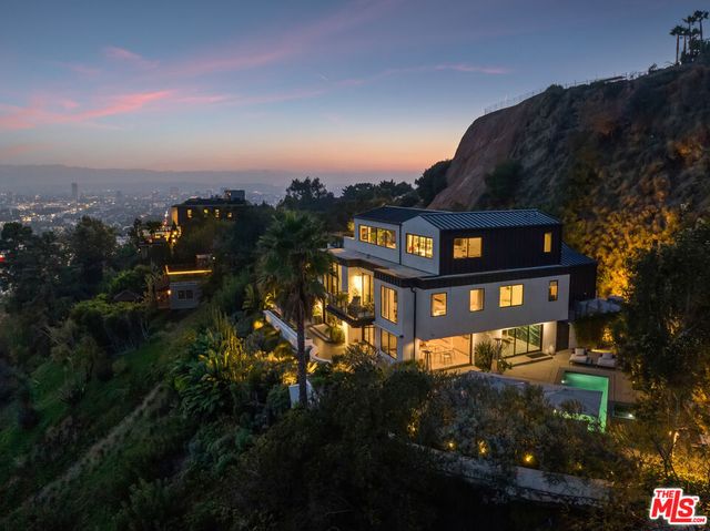 8080 Laurel View Drive, Los Angeles, CA 90069