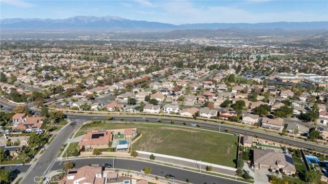 1345 Sallie Jeffreys, Corona, CA 92881